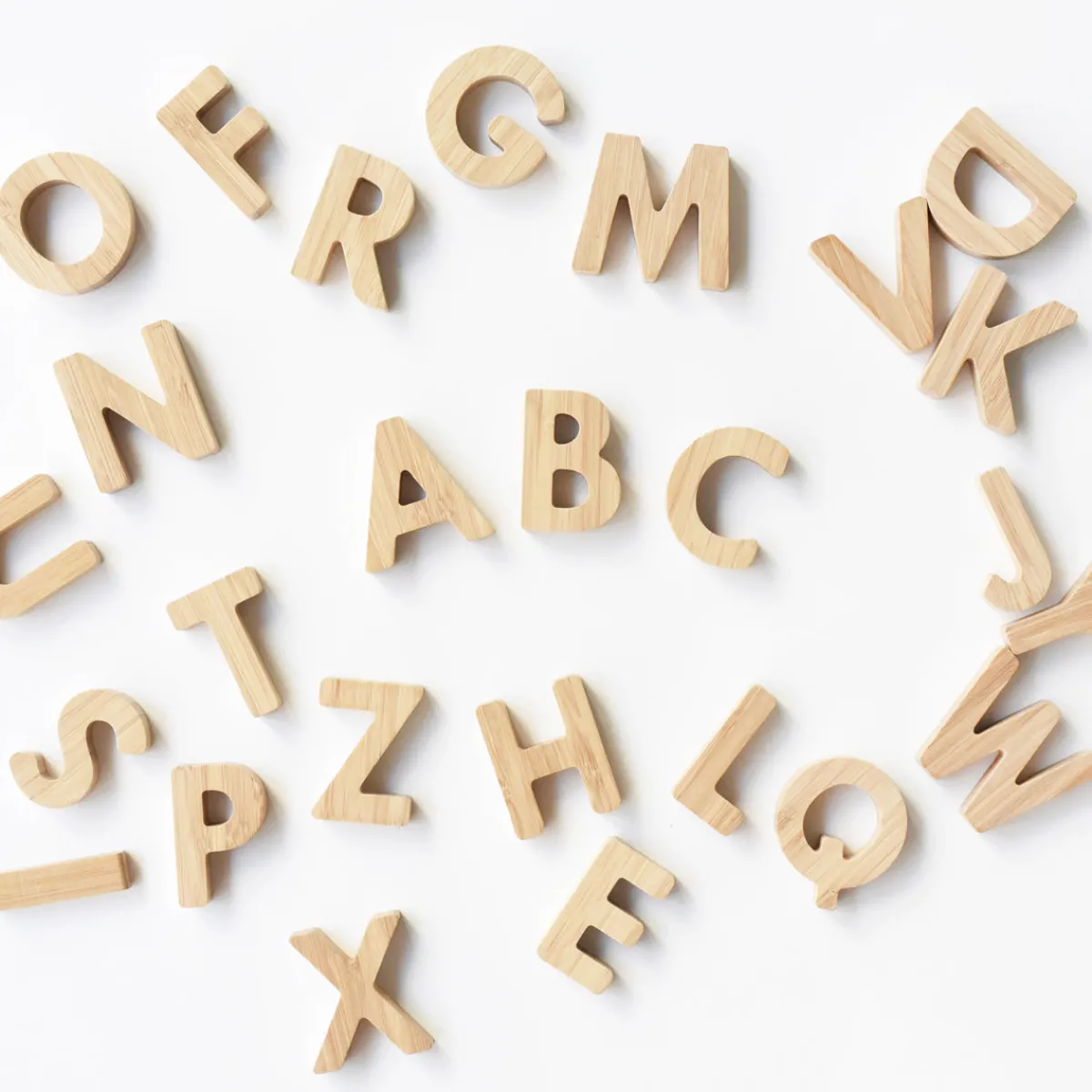 Wee Gallery Taal & Communicatie | 5 Jaar*Bamboe Alfabet Letters