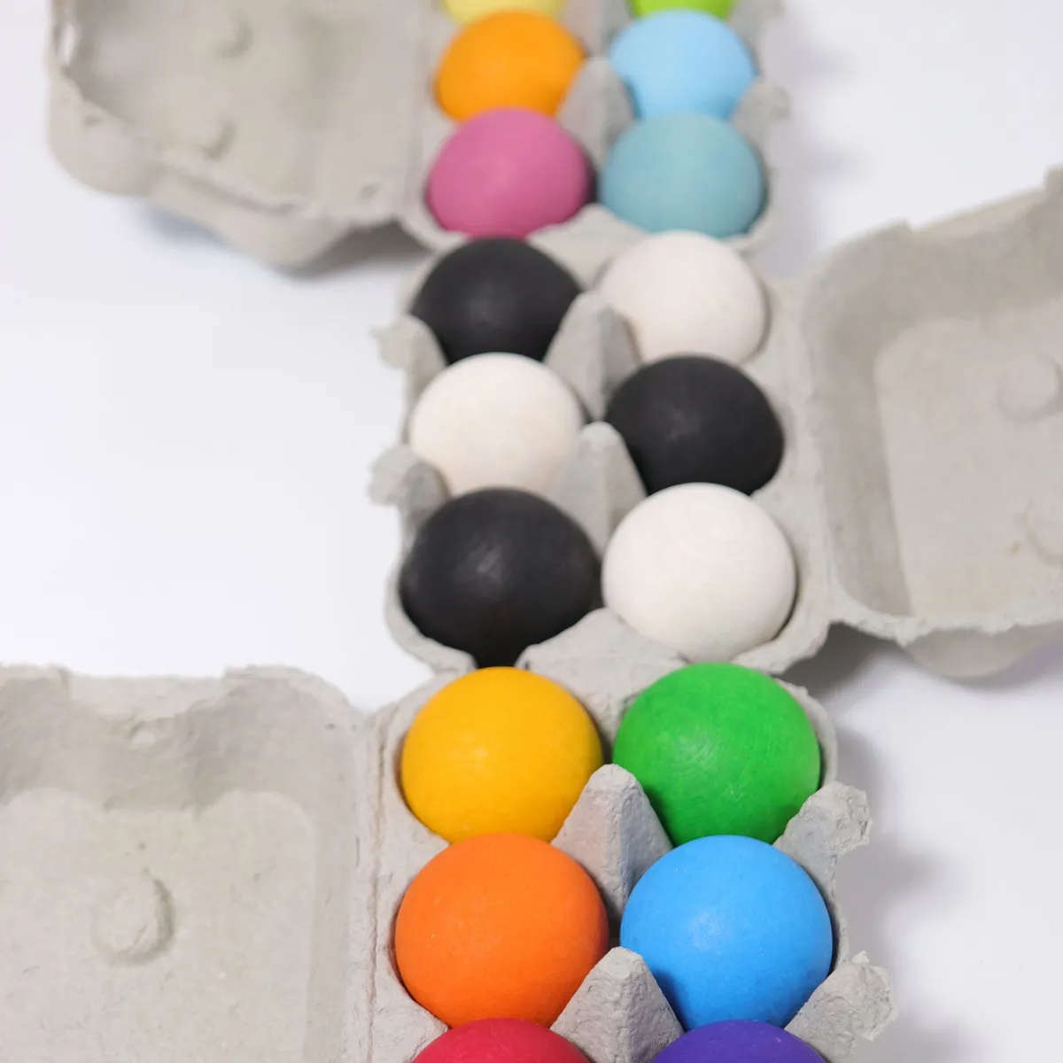 grote_houten_ballen__past_2.webp Grimm's Motoriek | Creativiteit & Fantasie*Grote houten Ballen - Pastel