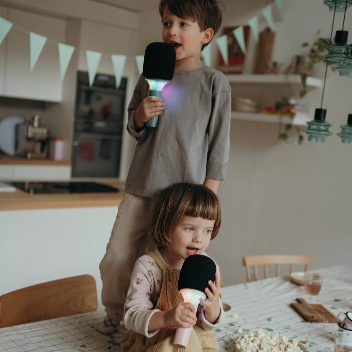 Kidywolf Zintuigen | Taal & Communicatie*Kidymic bluetooth LED microfoon - blauw