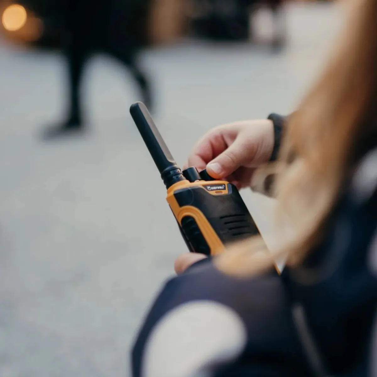 kidytalk_walkie_talkies___2-1.webp Kidywolf Taal & Communicatie | Creativiteit & Fantasie*Kidytalk Walkie talkies - Groen Mosterd