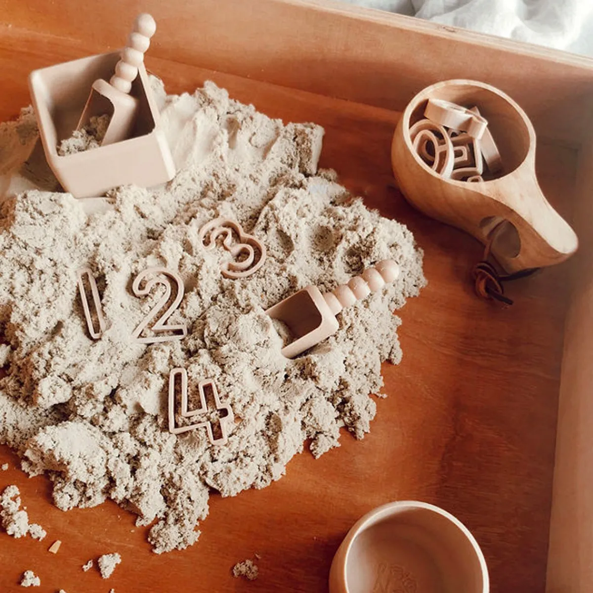 kinetisch_zand__magic_san_2.webp Grennn Zintuigen | Motoriek*Kinetisch zand - Magic sand