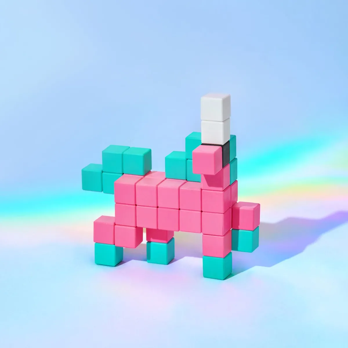 pixio_magnetische_blokken_5-1.webp Pixio Ruimtelijk Inzicht | Motoriek*Magnetische blokken - 200