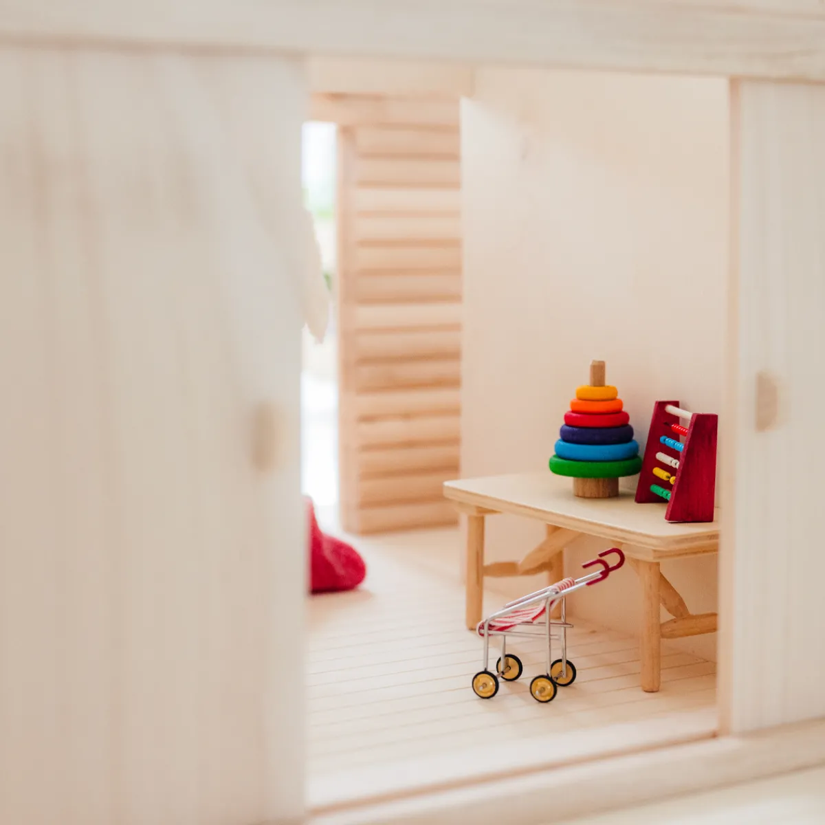 poppenhuis__boshuis_13.webp Het houten huis Emoties & Sociaal Gedrag | Creativiteit & Fantasie*Poppenhuis - Boshuis