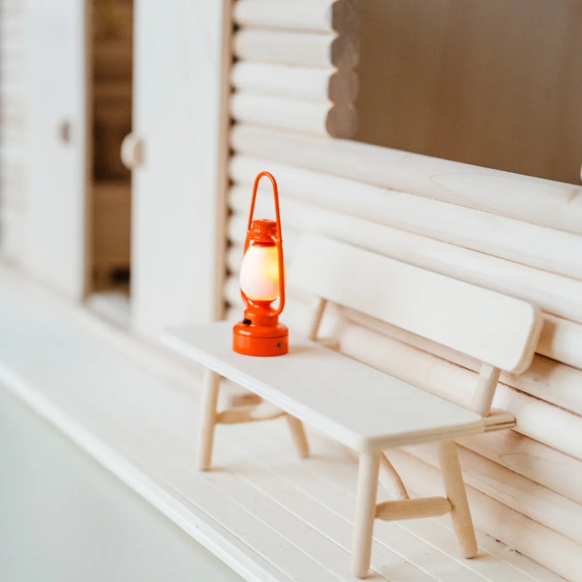 Het houten huis Emoties & Sociaal Gedrag | Creativiteit & Fantasie*Poppenhuis - meubel - bankje met rugleuning