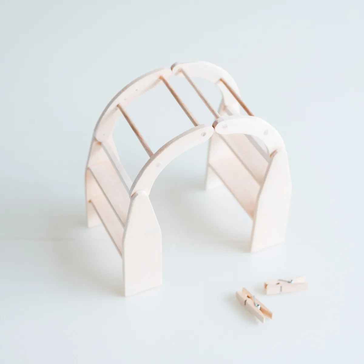 Het houten huis Creativiteit & Fantasie | 5 Jaar*Poppenhuis - meubel - playstand