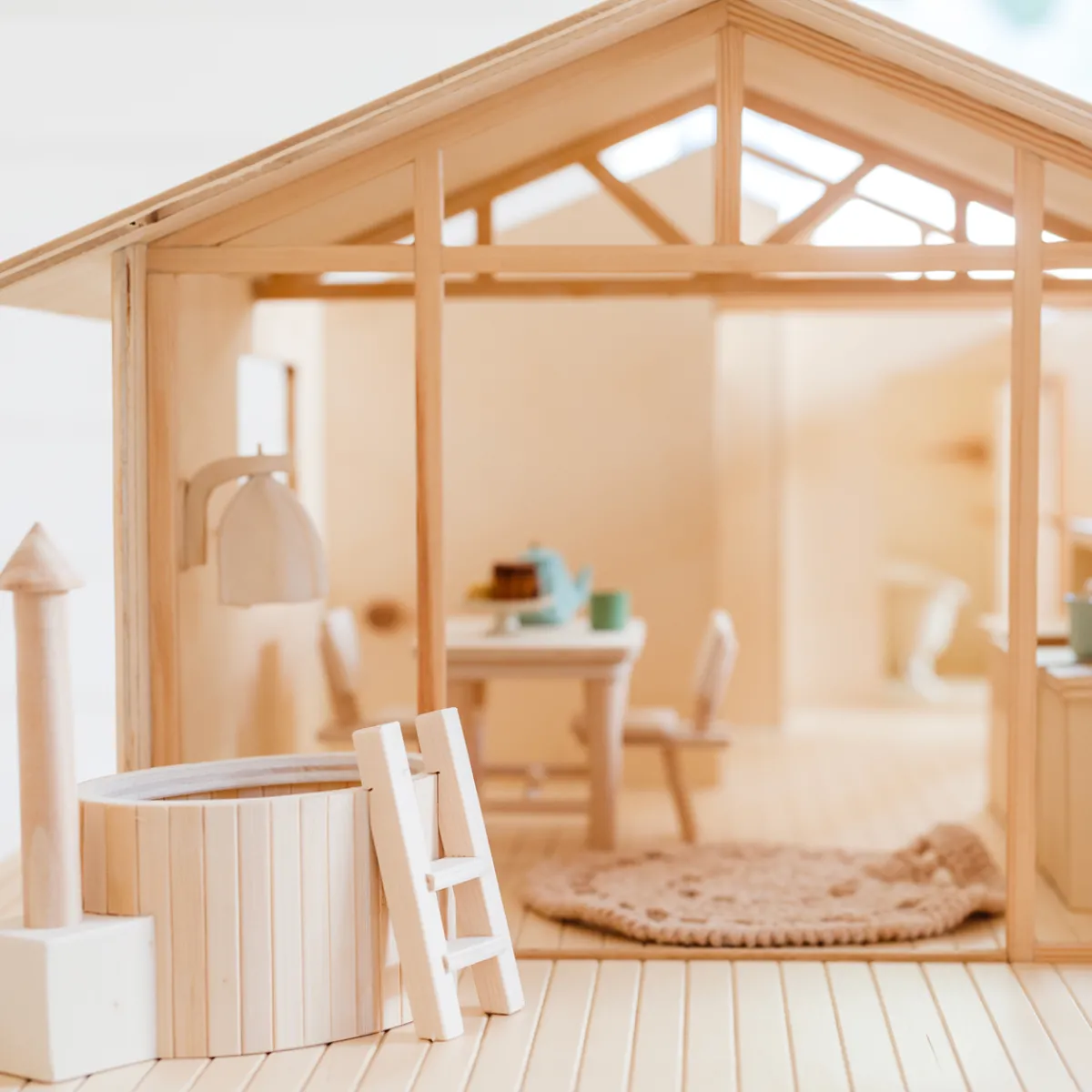 Het houten huis Creativiteit & Fantasie | 5 Jaar*Poppenhuis - Strandhuis