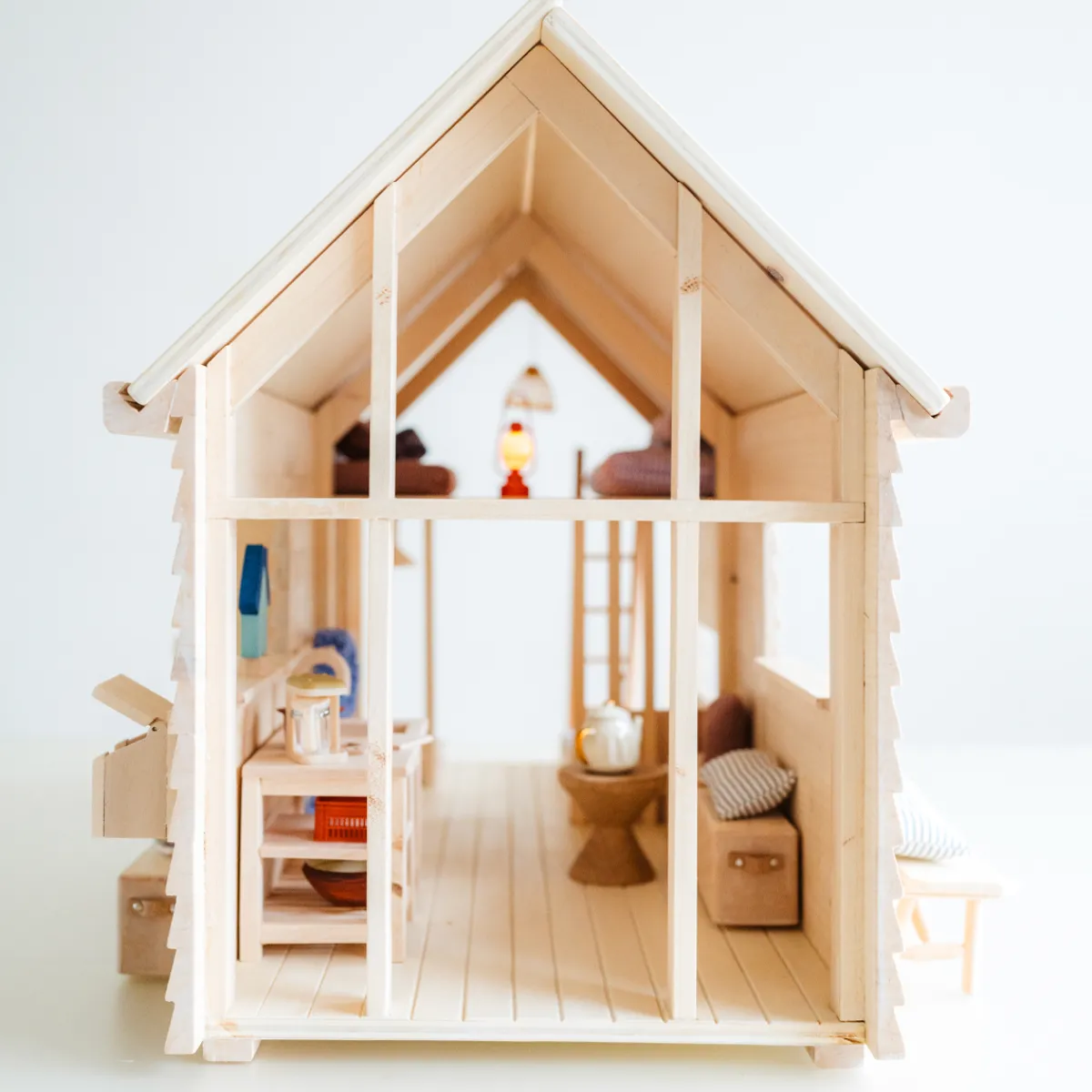Het houten huis Creativiteit & Fantasie | 5 Jaar*Poppenhuis - Tinyhouse