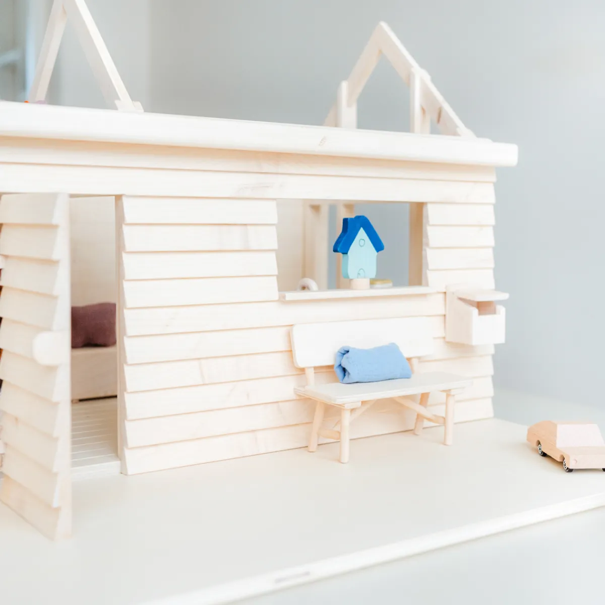 poppenhuis__tinyhouse_12.webp Het houten huis Creativiteit & Fantasie | 5 Jaar*Poppenhuis - Tinyhouse