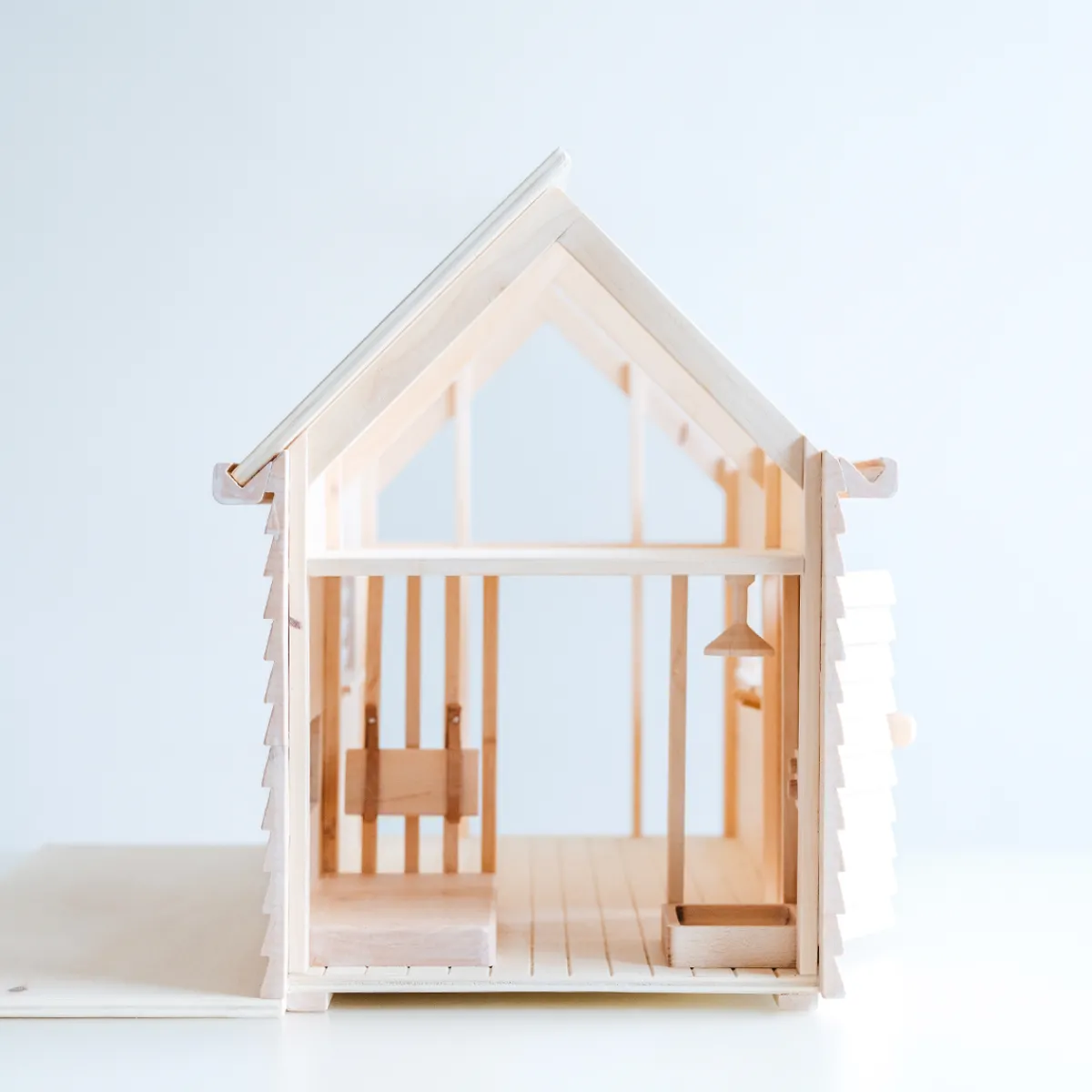 poppenhuis__tinyhouse_5.webp Het houten huis Creativiteit & Fantasie | 5 Jaar*Poppenhuis - Tinyhouse